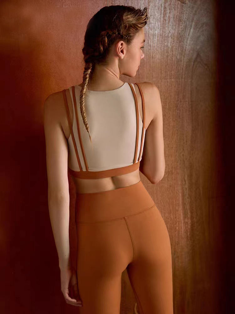 Masked Yoga And Fitness Workwear