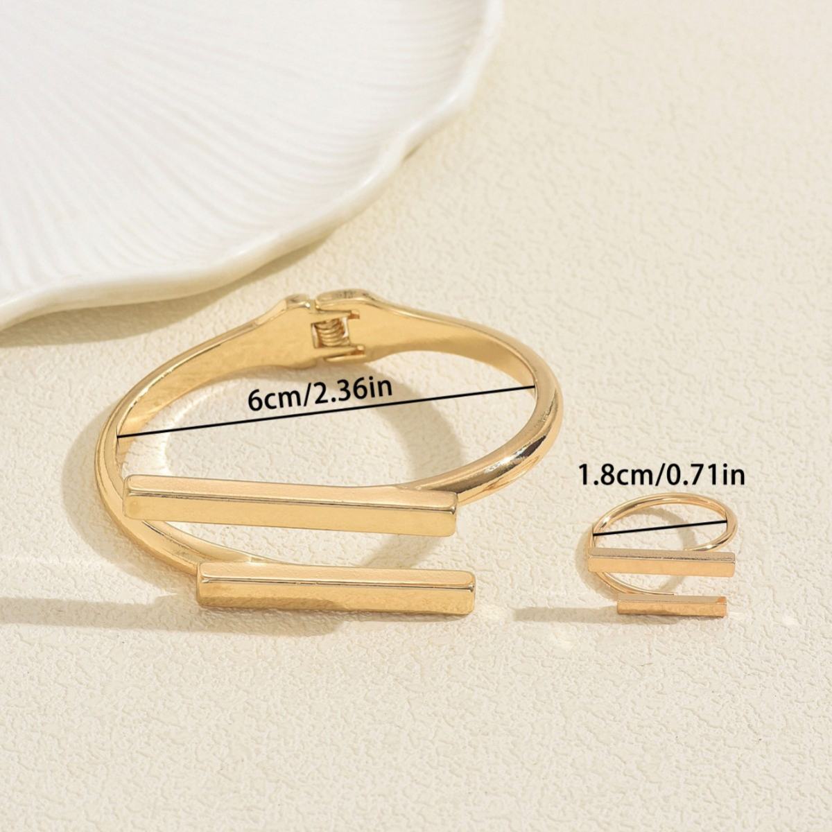 Cross-border European American Women Jewelry Set, Niche Smooth Surface Design Bangle & Light Luxury Ring, Premium Texture Versatile Wrist Finger Accessories