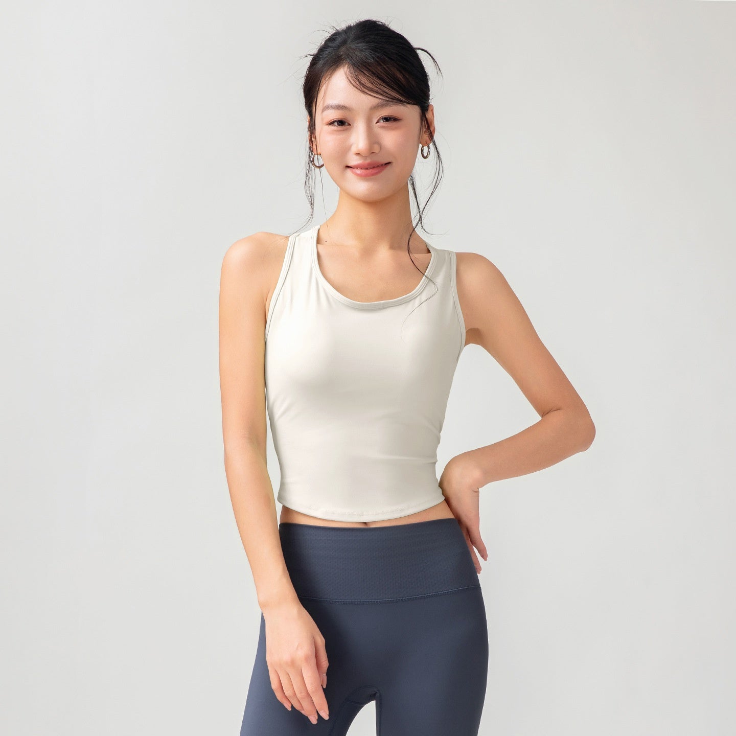 One-piece Fitted Cup Yoga Tank Top That Contours The Body