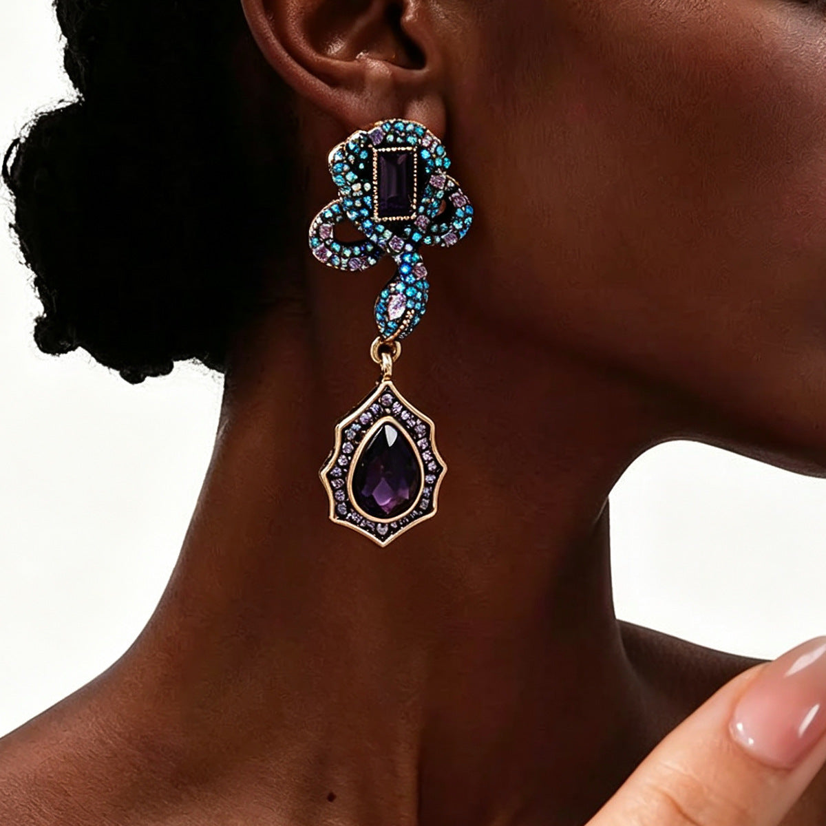 New Vintage Royal Court Floral Tassel Drop Earrings, Light Luxury Niche Design Elegant Versatile Women Ear Jewelry