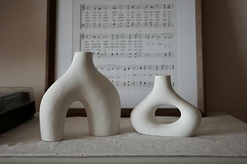 Carrot's Den Donut Vase, Set of 2 - White Large Ceramic Vase - Minimalist Nordic, Hollow | Table Centerpiece, Olive Plant,...