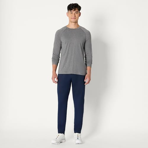 Amazon Essentials Men's Athletic Soft Performance Lightweight Long Sleeve Gym Workout Shirt