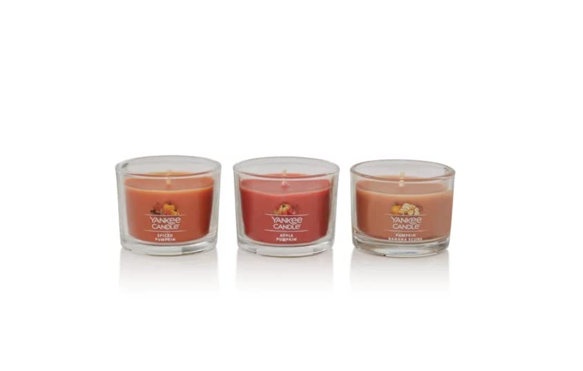 Yankee Candle Seasonal Gift Set - 3 Mini Candles: Spiced Pumpkin, Apple, and Pumpkin Banana Scone