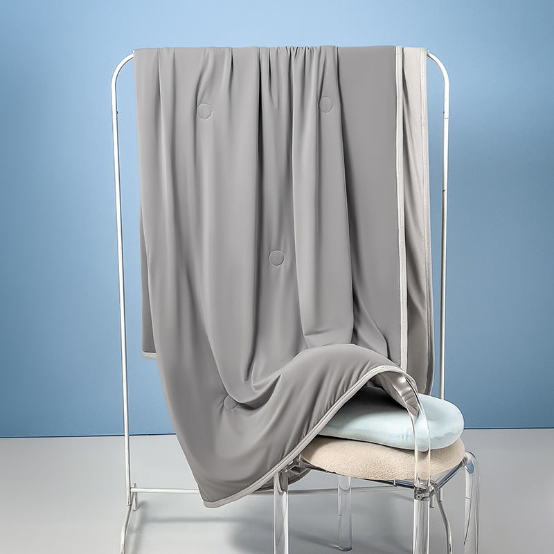Class A Maternal InfantGrade Cooling Silk Summer Quilt MachineWashable For Single Or Double Beds