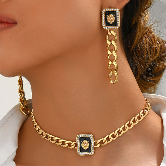 Fashion European American Women Jewelry Set, Unique Lion Pattern Cubic Zirconia Inlaid Necklace Bracelet Clavicle Chain Accessories