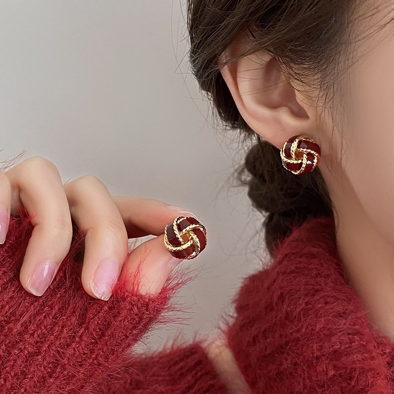 Women's Retro Earrings  Simple And Versatile Accessories