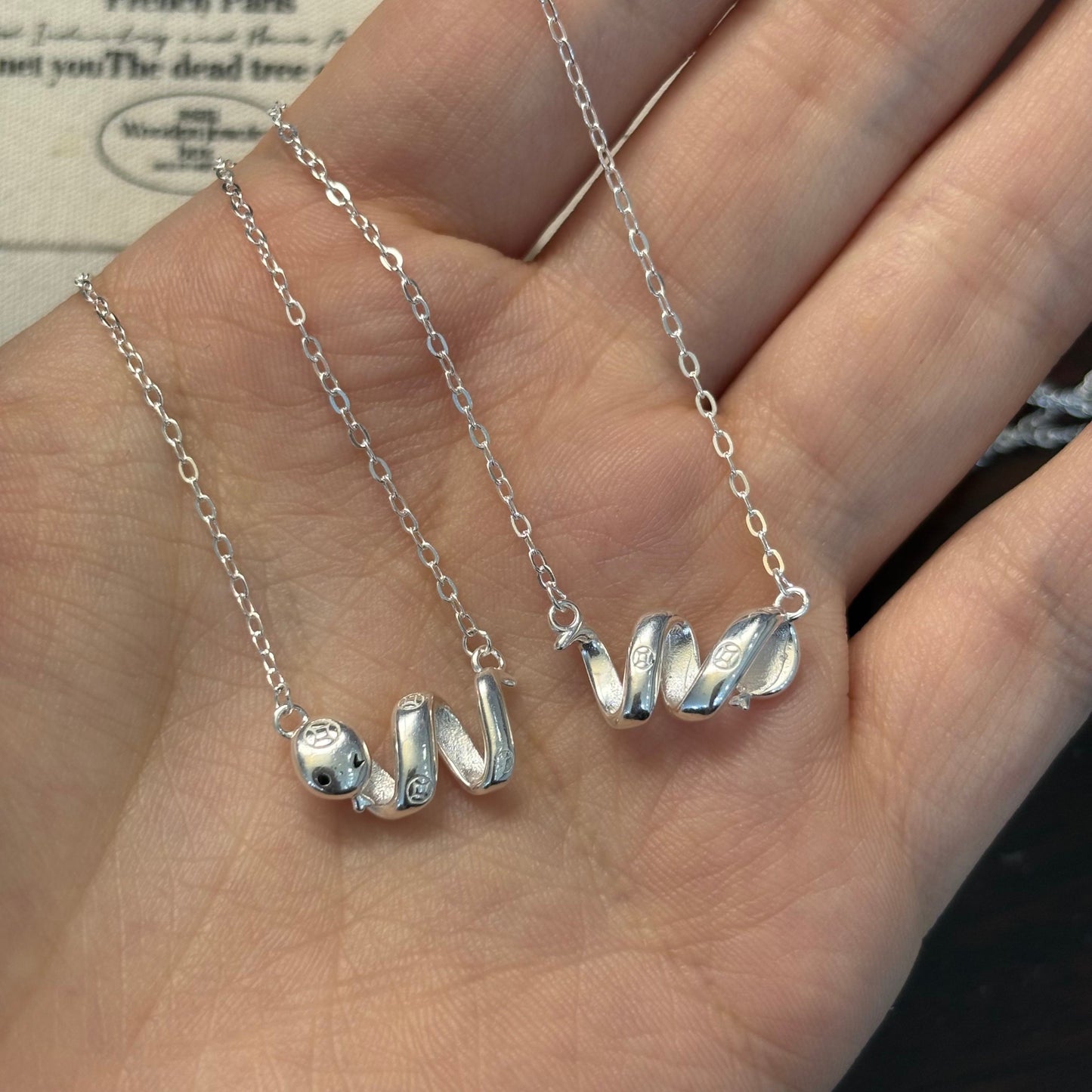 1pc 999 Sterling Silver Cute Snake Pendant Necklace, Sweet & Minimalist Style, Perfect For Daily, Dating & Gifting, Ideal Valentine's Gift