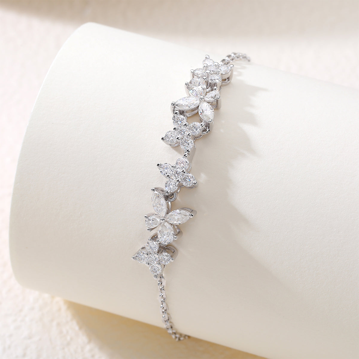S925 Sterling Silver Lab-Grown Gemstone Butterfly Bracelet 16cm Blue P Ink Moissanite Platinum Plated Fashion Gift Box