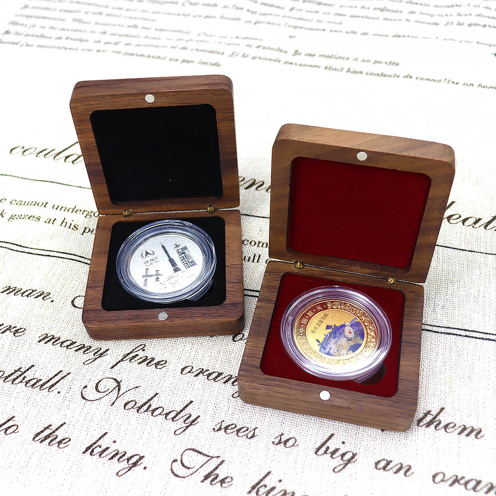Small Commemorative Coin Badge Medal Solid Wood Gift Box