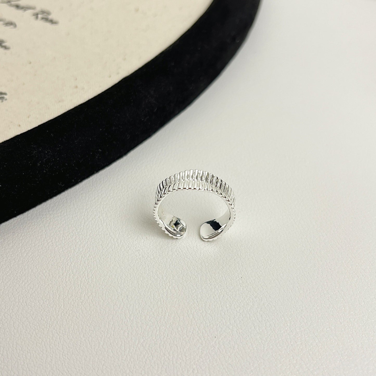 S925 Unique Premium Anti-fade Fashion Finger Jewelry