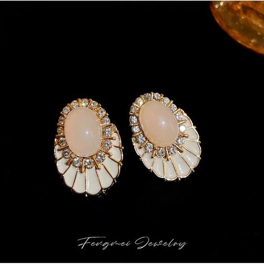 French Vintage Diamond Inlaid Geometric Fan Earrings, Light Luxury Niche Mid-Century Elegant Fashion Stud Ear Jewelry For Women