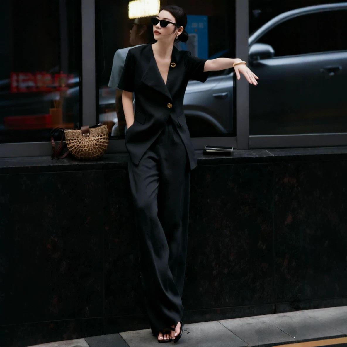 Women's Business Suit Set - Two Piece Blazer and Pants Formal Office Wear - Tailored Fit Professional Outfit