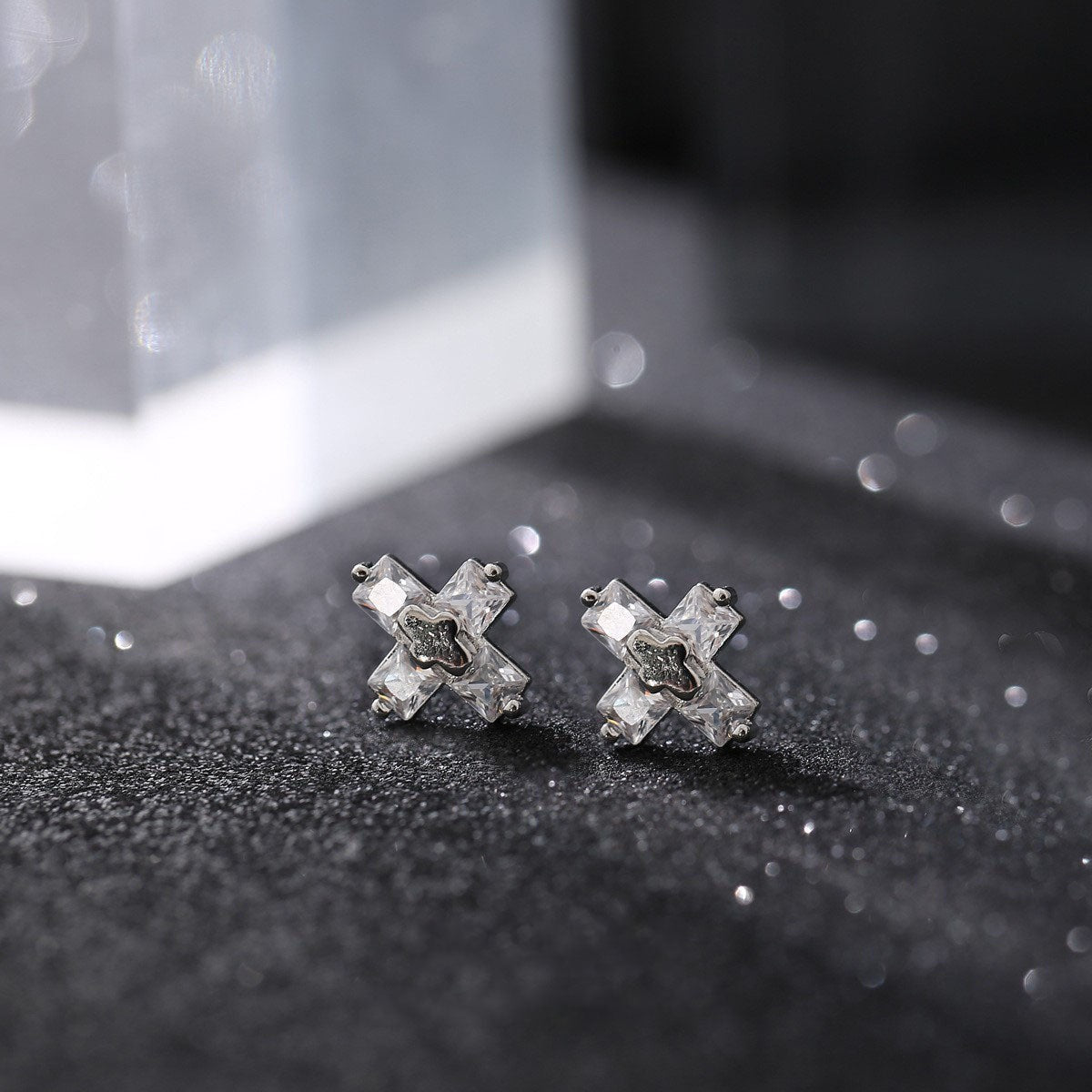 2026 Hot Trend Men Fashion Ear Studs, Premium High Grade All-Match Daily Wear Earrings, Retro Vintage Chic Clip Earrings For Trendy Women
