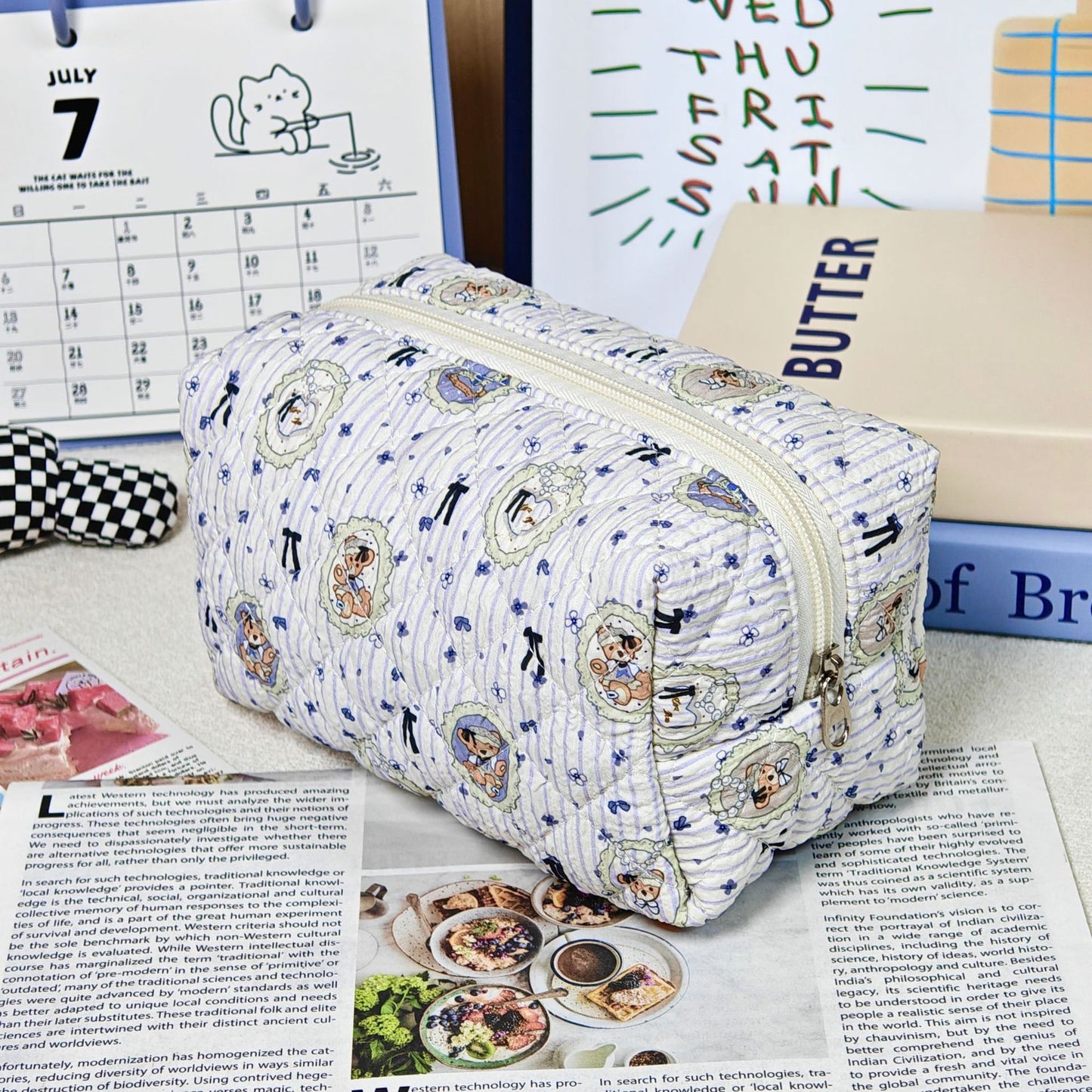 Printed Quilted Makeup Large Capacity Portable Toiletry Bag For Travel