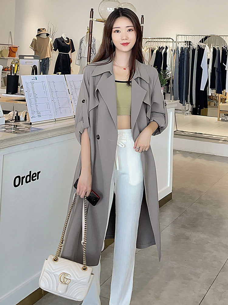 This Year Mid-length Trench Coats Are All The Rage For Womens Fashion