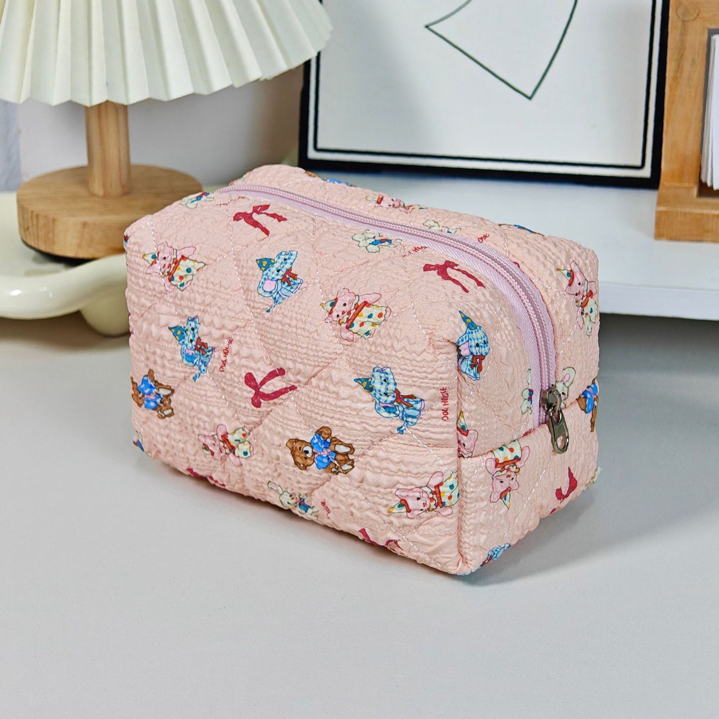 Printed Quilted Makeup Large Capacity Portable Toiletry Bag For Travel