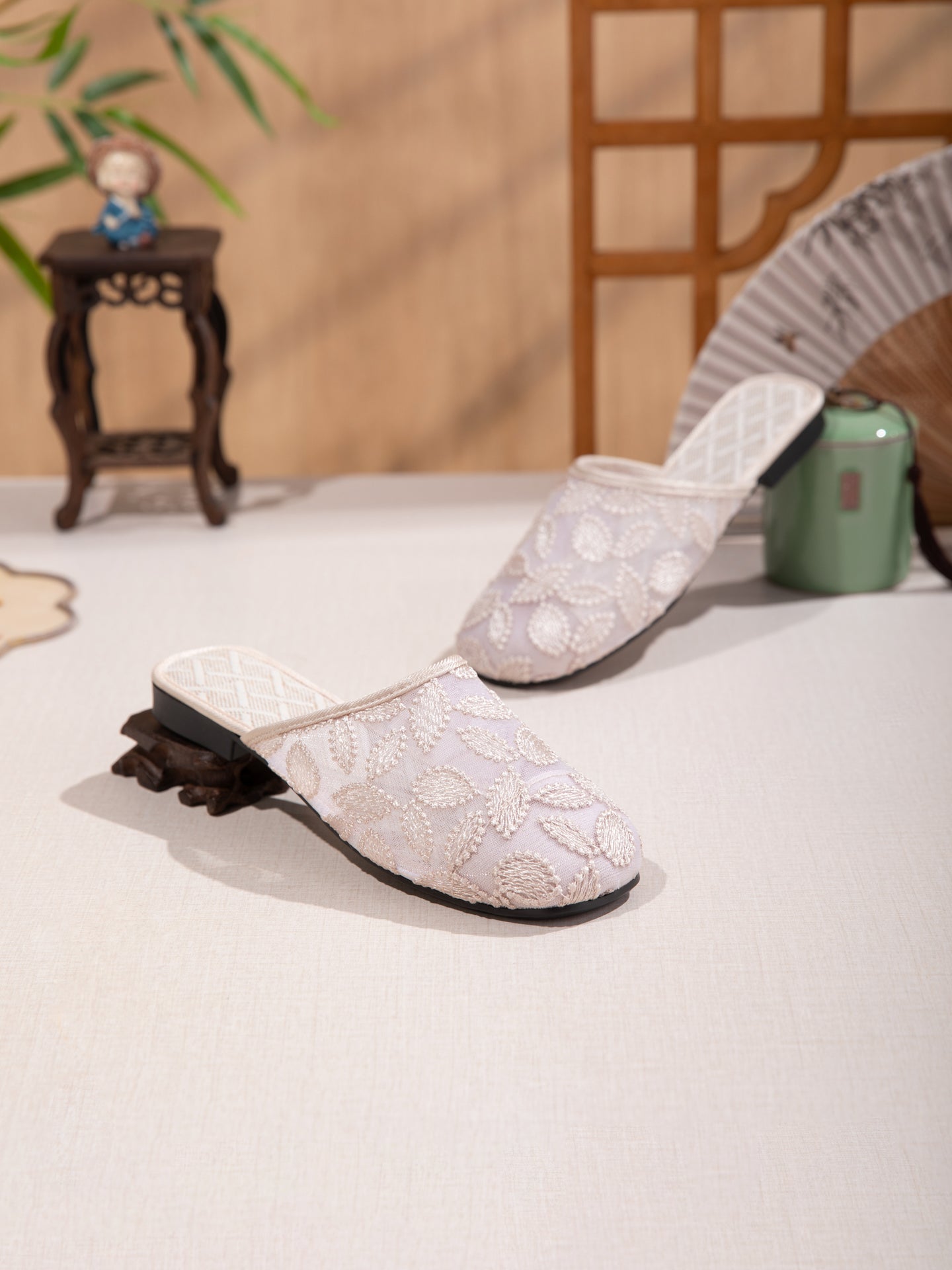 2026 New Women S Closed-Toe Mesh Mule Shoes - Summer Linen Woven Breathable Cloth Flats, Slip-On Lazy Shoes For Outdoor Wear