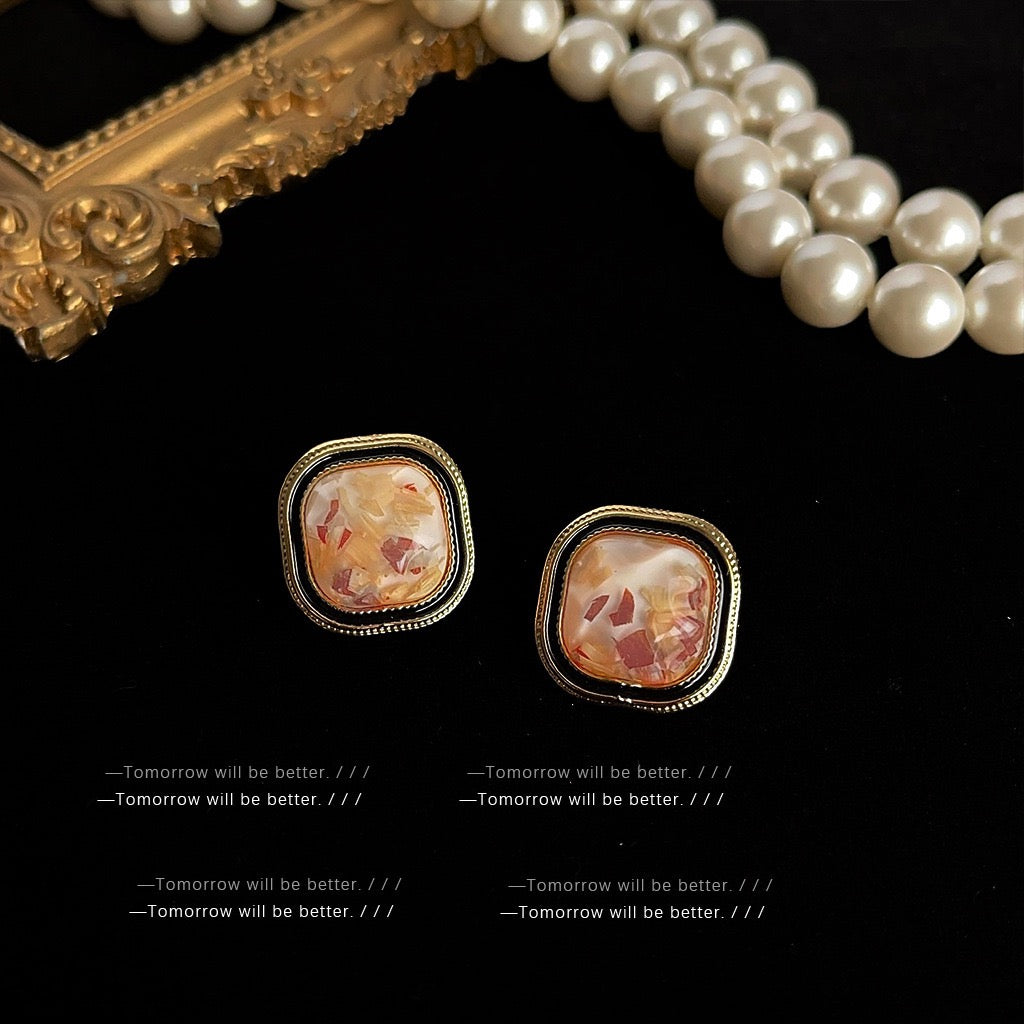 Vintage Niche Design Earrings For Women Retro Elegant Stud Earrings Premium Fashion Jewelry
