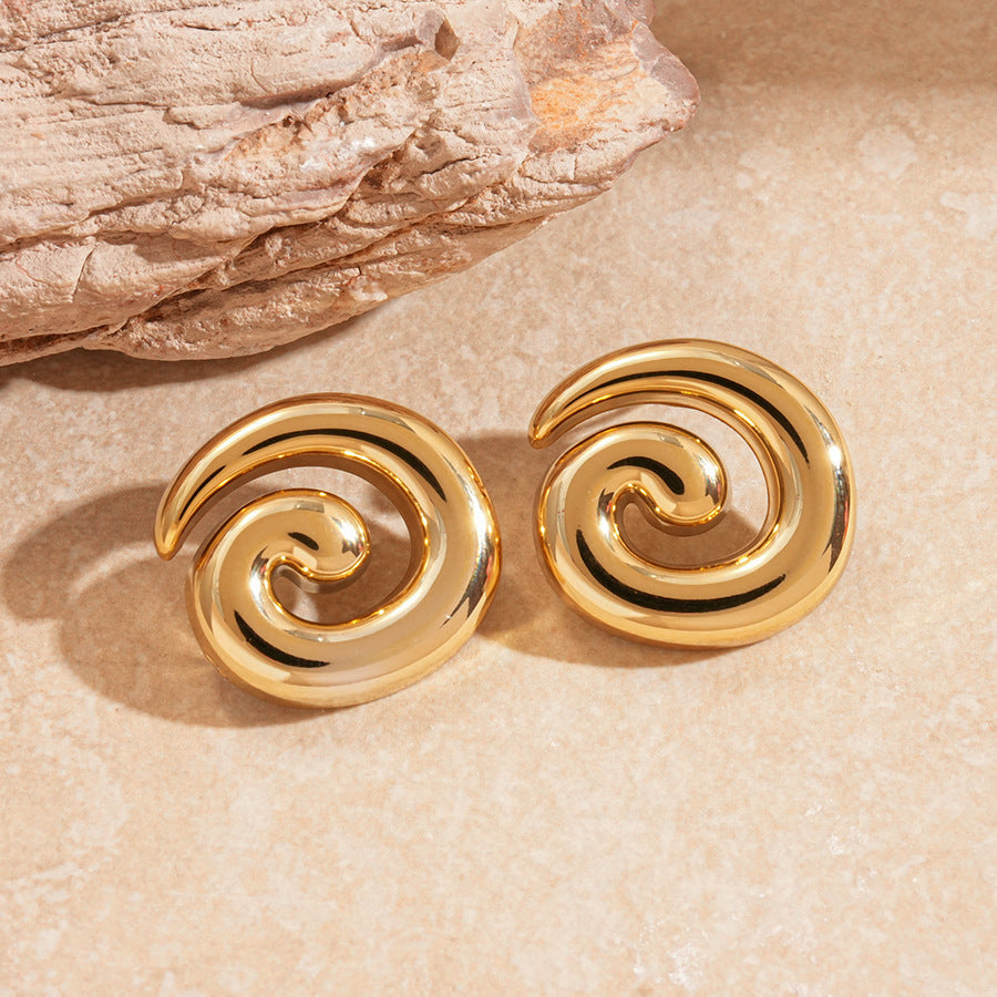 Exaggerated Pleated Irregular Leaf Earrings For Women - Bold Statement Stud Earrings, Unique Designer Fashion Jewelry