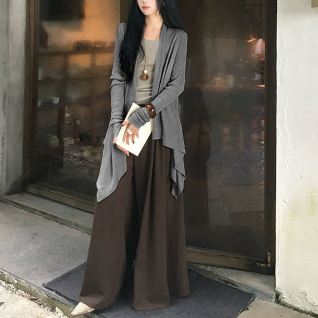 Korean-style Autumn Outfit A Soft And Chic Asymmetrical Wool Knit Cardigan