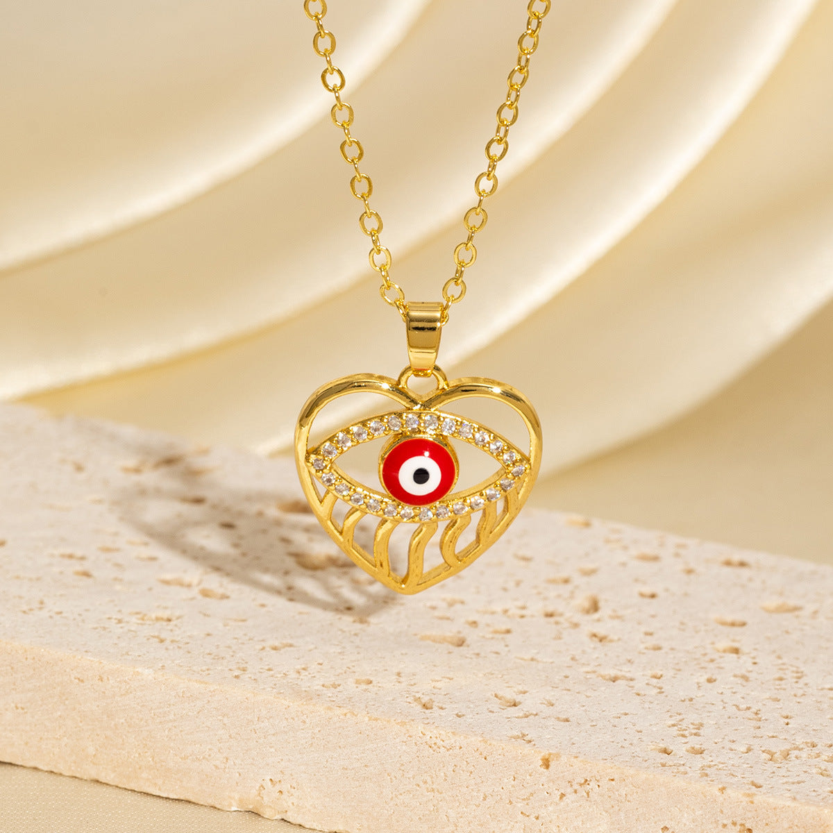 Niche-designed Heart Necklace With Accessories