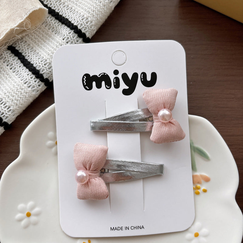 Versatile Childrens Hair Clip Made Of Leather