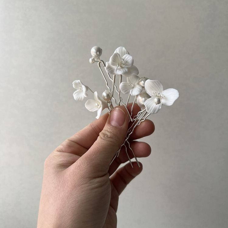 Ceramic Flower Pearl Embellished Bridal Hairpin Hair Plug Simple Hair Accessories