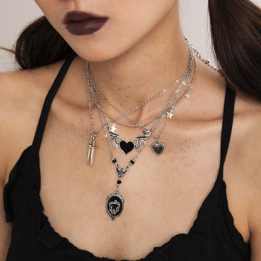 Cross-border European American Dark Gothic Jewelry, Trendy Heart & Wing Necklace With Creative Sword Pendant Halloween Women Neck Accessories