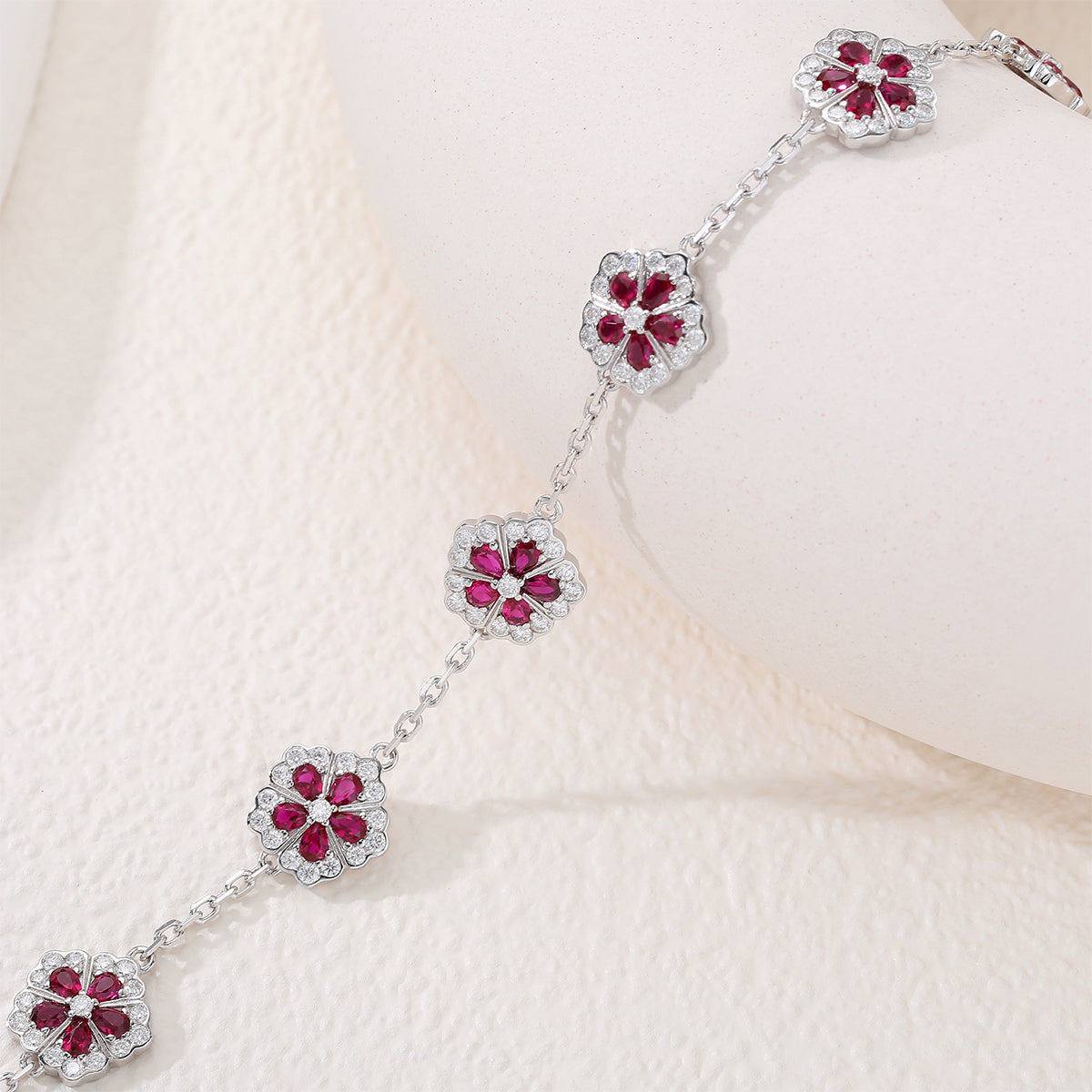 S925 Sterling Silver Red Lab-Grown Gemstone Flower Bracelet 16cm Platinum Plated With D Color VVS1 Moissanite GRA Certified Gift Box