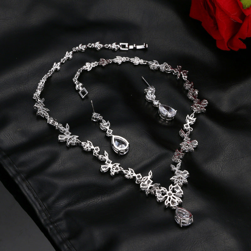 Korean-style Trendy And Elegant Stud Earrings And Necklace