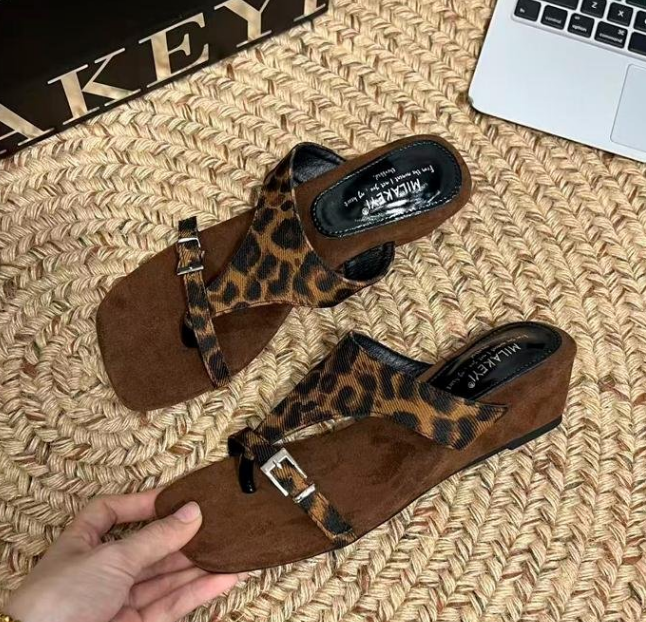 Women Thong Slide Slippers French Minimal Elegant Stiletto Sandals Versatile Outdoor Wear One Strap Summer Shoes