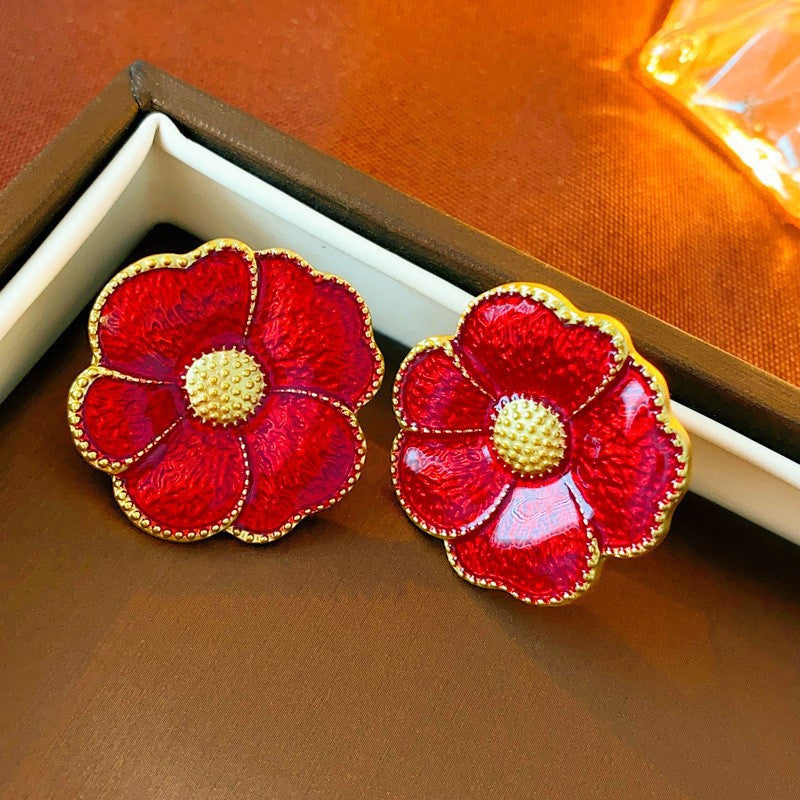Vintage Cubic Zirconia Pendant Earrings Female Geometric Stud Earrings Retro Premium Gift
