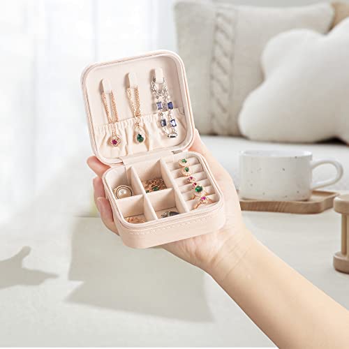 VOMNA Mini Jewelry Travel Case,Small Jewelry Box,Traveling Jewelry Organizer,Portable Jewellery Storage Holder for Rings E...