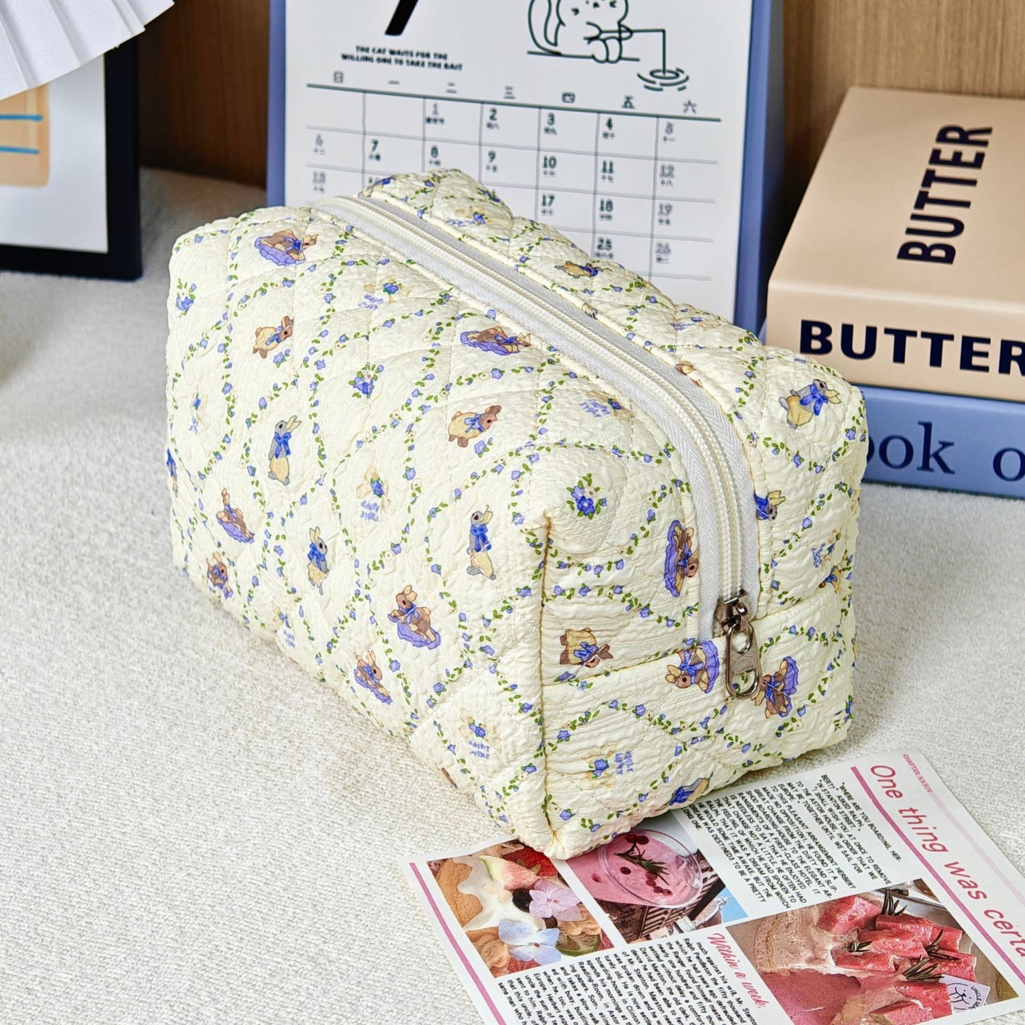 Printed Quilted Makeup Large Capacity Portable Toiletry Bag For Travel