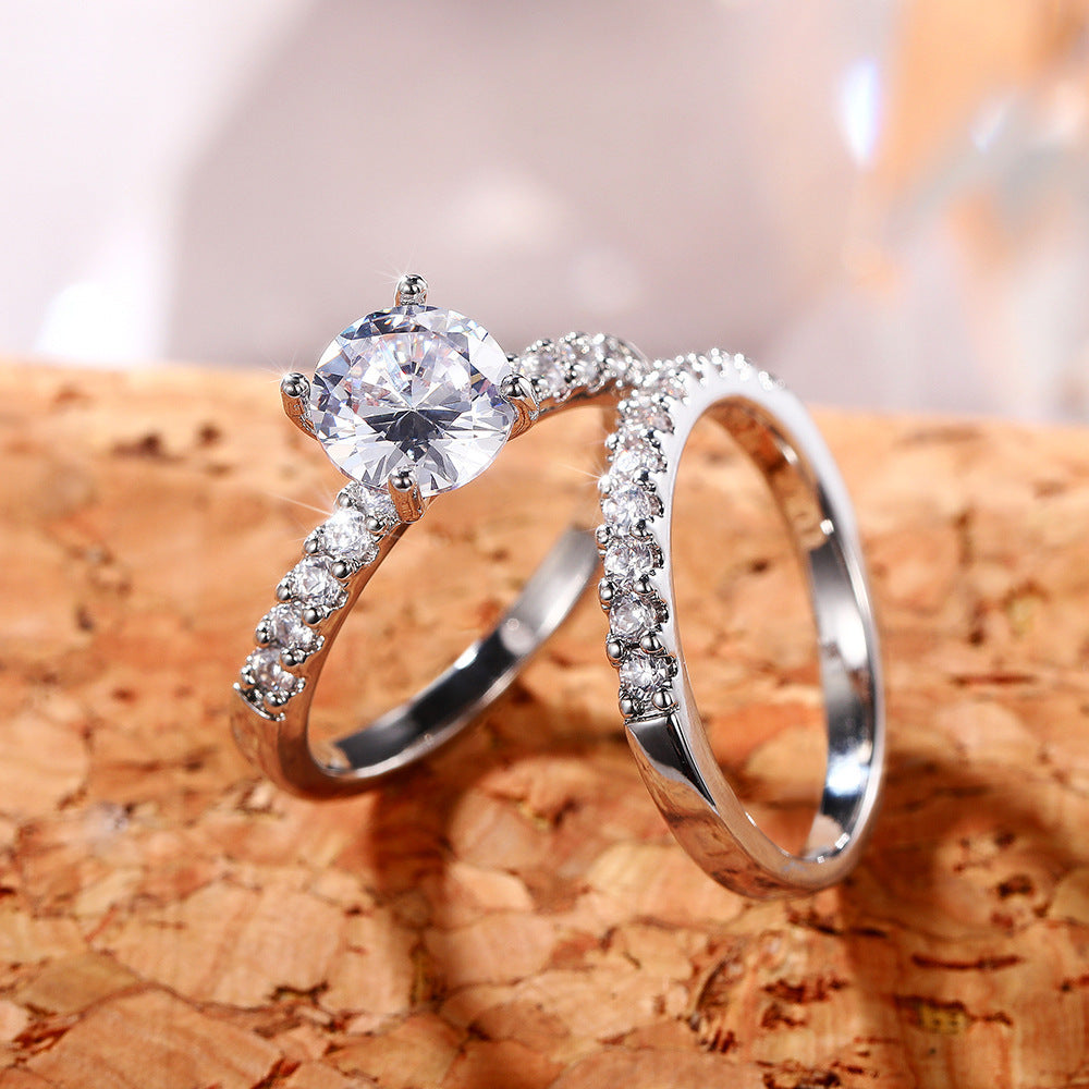 Fashionable Best-selling Women's Zircon Couple Rings