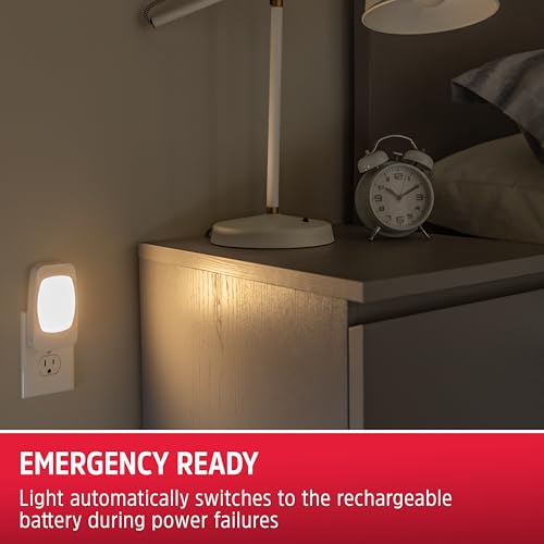 Energizer 4-in-1 LED Power Failure Night Light, 1 Pack, Plug-in, Light Sensing, Auto On/Off, Foldable Plug, Soft White, Em...