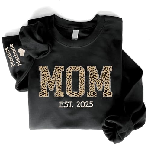 Famitrendz Personalized Floral Embroidered Grandma Crewneck Sweatshirt - Gifts for New Grandmas, Mothers Day, Birthday