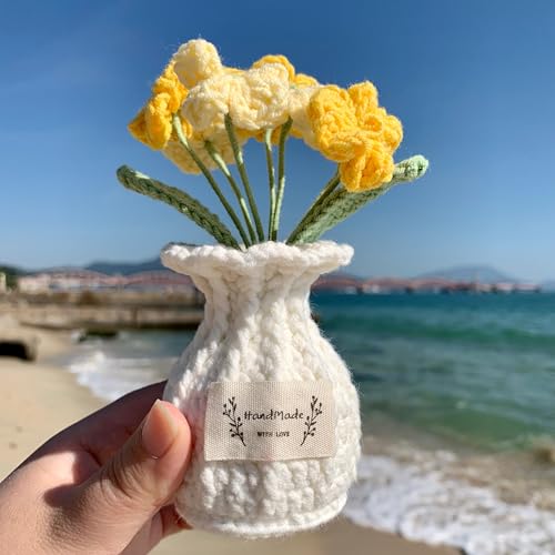YOOJEE Forget-Me-Not Crochet Flower Potted Plant – Handmade Desk Decor, 7 Bloom Crochet Flowers in Soft Yellow Tones