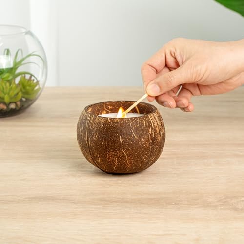 Restaurantware Coconut Shell Candle - 1 Soy Wax Candle 3.94 x 3.94 x 2.76 Inches - Handmade Decorative Candle Bowl with Wo...