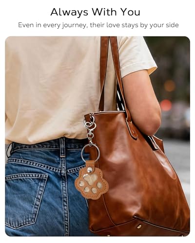 Aurichi Cat & Dog Hair Keychain, Leather Dog Paw Hair Holder Fur Collection Key Chain Keepsake Pet Loss Memorial Gift