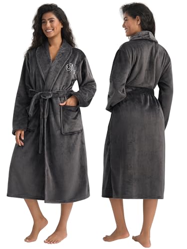 AW BRIDAL 2Pcs Mr and Mrs Robes for Couples Fleece, Matching Long Hooded Robes for Men Women, His and Hers Wedding Gifts