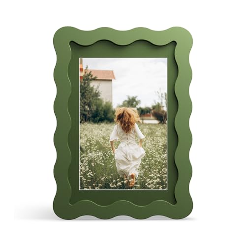 THKRLOF 4x6 Picture Frame with Mat for 3.5x5, Wavy Edge Wooden Real Glass Photo Frame for Tabletop and Wall Hanging, Gree...