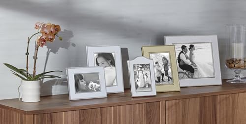 Reed & Barton Lyndon Silverplate 5" X 7" Photo Frame, 1.60 LB, Metallic