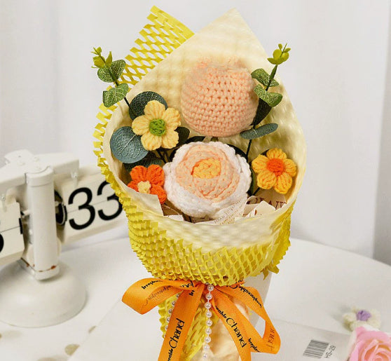 Hand-knitted Floral Sunflower Finished Yarn Bouquet Goddess Holiday Gift Artificial Fake Flowers