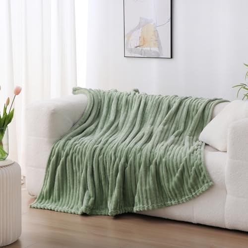 Linecooo Sage Green Fleece Throw Blanket 50”×60” for Couch Sofa Bed,Super Soft Cozy Plush Microfiber Flannel Blanket with ...