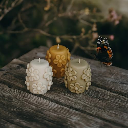 Lyrow 3 Pcs Daisy Pillar Candles 3D Embossed Floral Candle Set 3'' H Easter Decorative Candles for Spring Wedding Home Din...