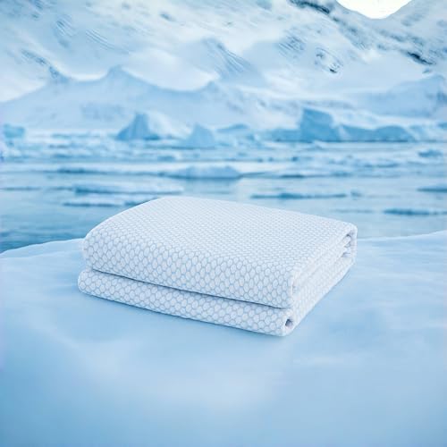 Mewfort Woofry Double-Sided Pet Cooling Blanket, QMAX>0.5 Pet Throw Blanket, Scratch & Chew Resistant Dog Cooling Mat, Lig...