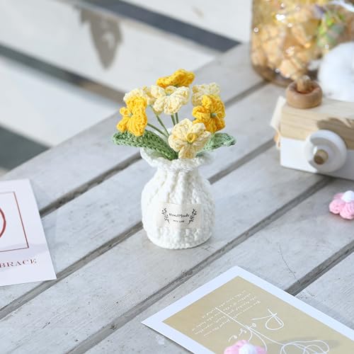 YOOJEE Forget-Me-Not Crochet Flower Potted Plant – Handmade Desk Decor, 7 Bloom Crochet Flowers in Soft Yellow Tones