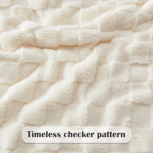 NEWCOSPLAY Super Soft Throw Blanket Ivory Premium Silky Flannel Fleece 3D Checkered Lightweight Bed Blanket All Season Use...