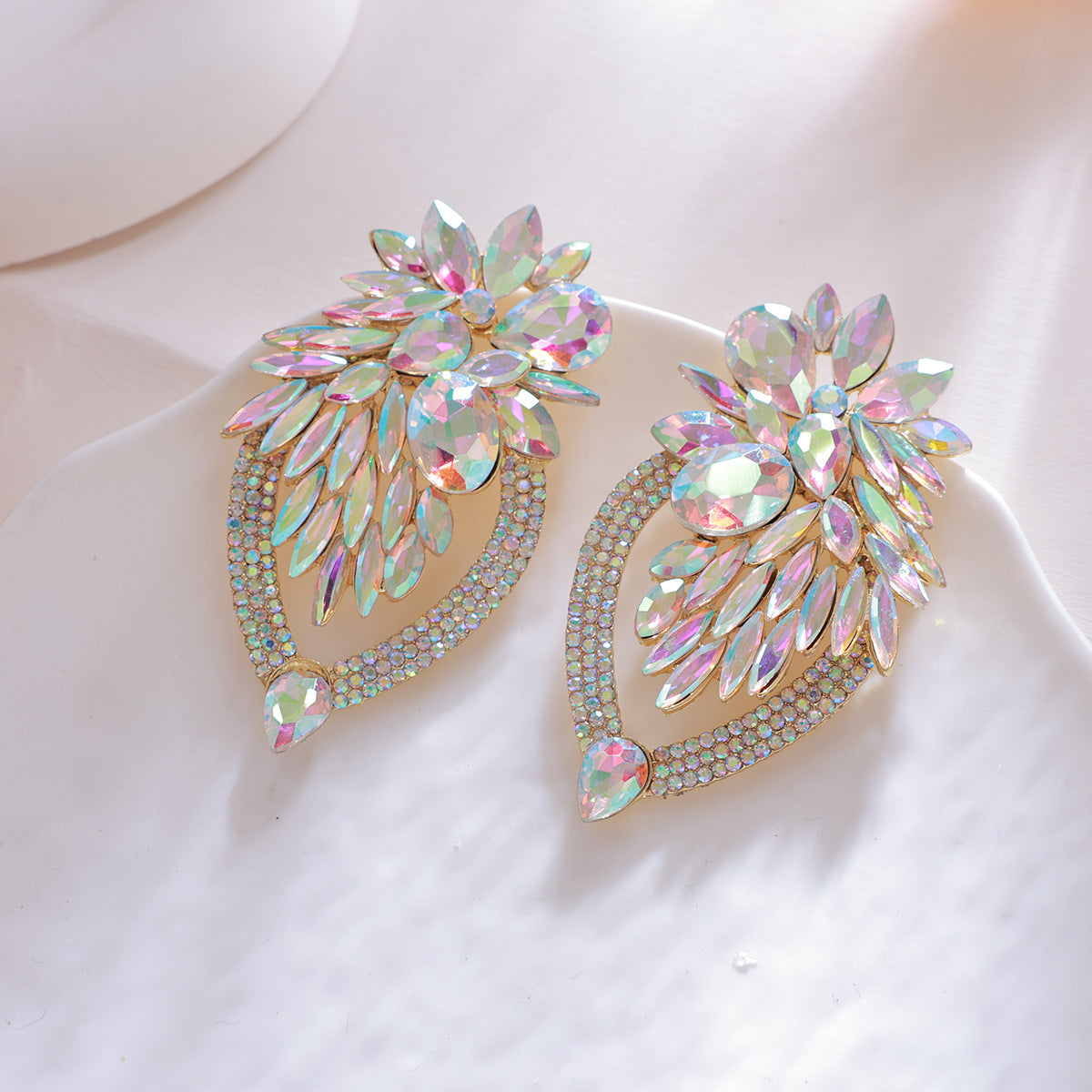 Elegant Long Crystal Dangle Earrings - High-End Fashion Drop Earrings, Perfect For Dinner Stage Photoshoot Aesthetic Outfits